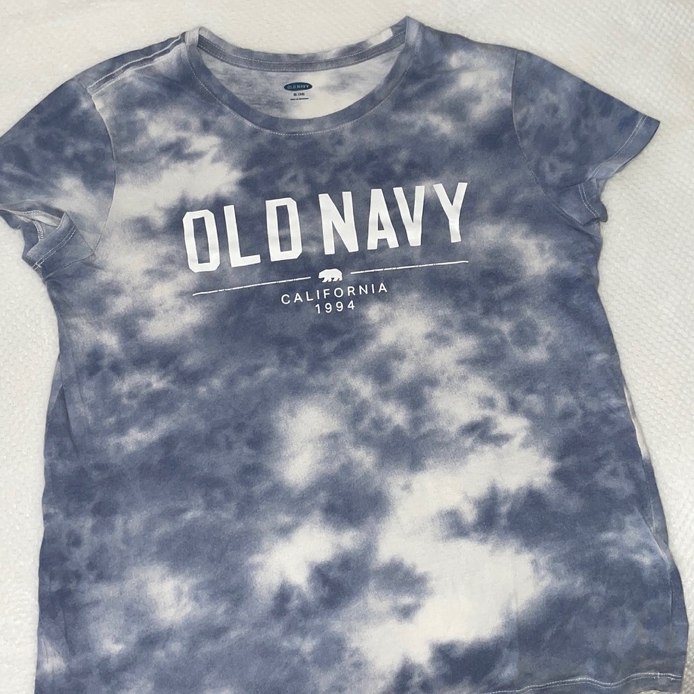 Blue Old navy shirt